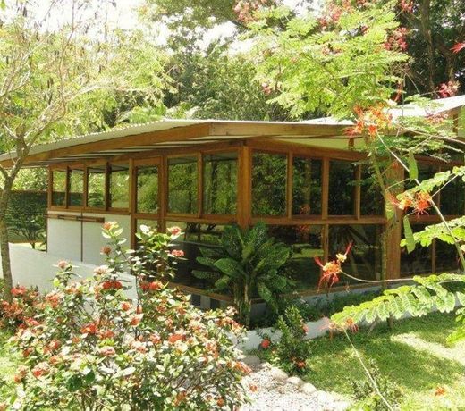 Red Frog Villas