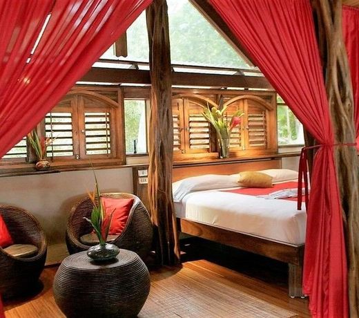 Red Frog Villas