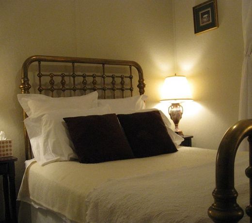 The Forest Queen Hotel