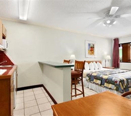 Super 8 by Wyndham South Padre Island