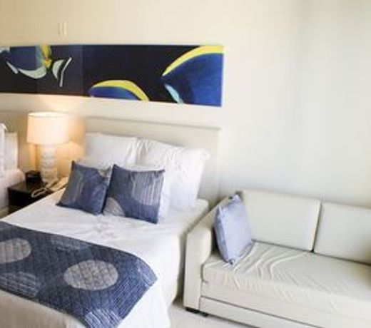 Peninsula Island Resort & Spa