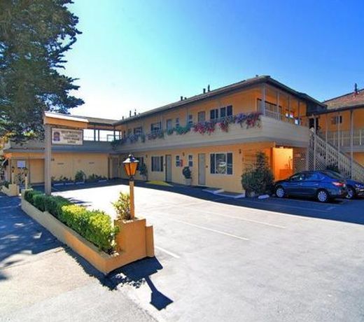 Best Western Carmel's Town House Lodge