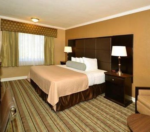 Best Western Carmel's Town House Lodge
