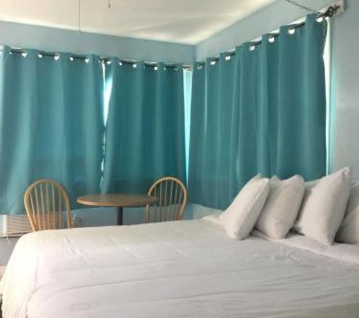 St Maurice Beach Inn