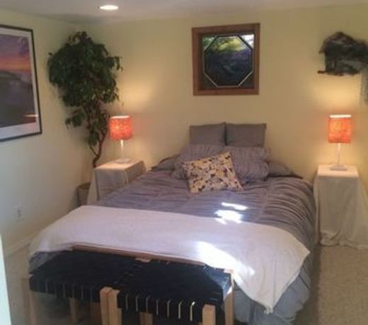 Cottage Lake Bed and Breakfast