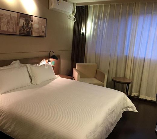 Jinjiang Inn Zhenzhou High-tech Zone Wutong Street