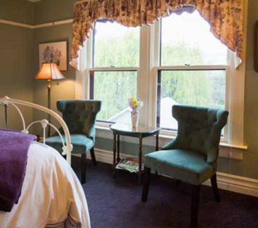 The Iris Inn