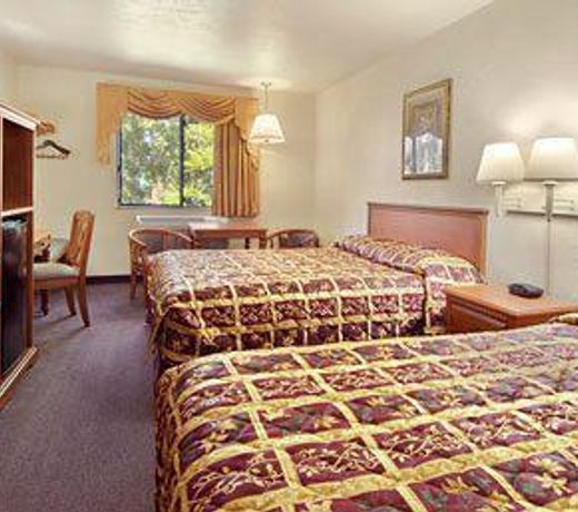 Super 8 by Wyndham Ashland