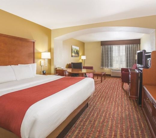 La Quinta by Wyndham Bentonville