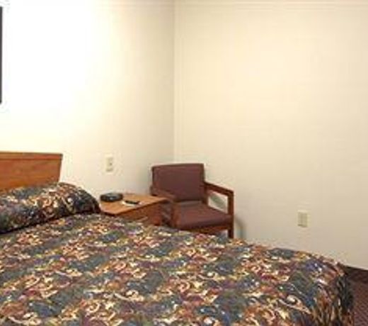 WoodSpring Suites Bentonville