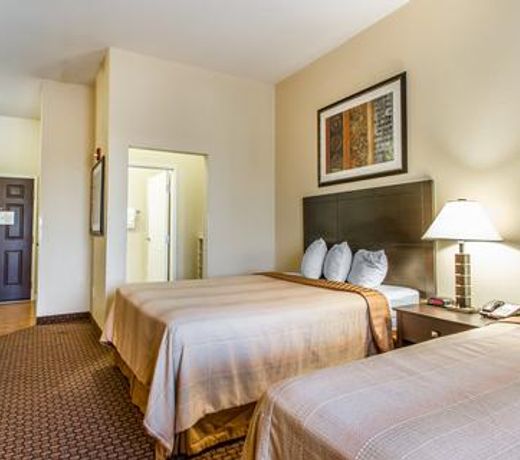 Comfort Suites