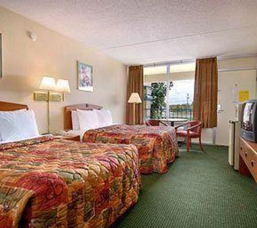 Days Inn by Wyndham Clarksville TN