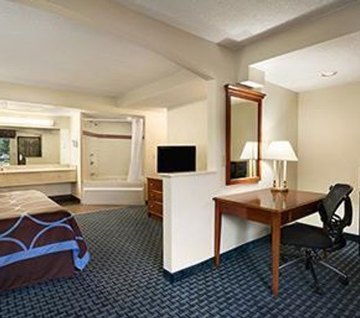 Days Inn by Wyndham Clarksville North EXIT 4