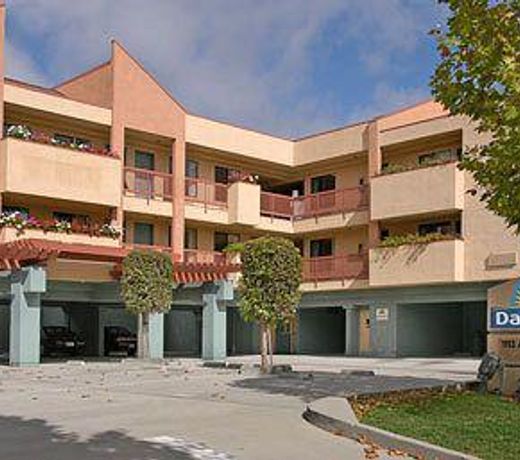 Days Inn by Wyndham San Francisco S/Oyster Point Airport