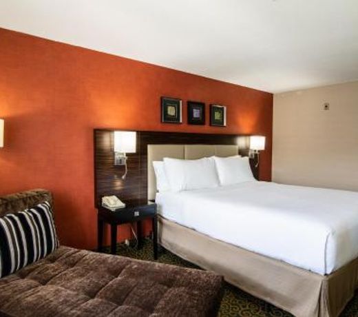 DoubleTree by Hilton San Francisco South Airport Blvd