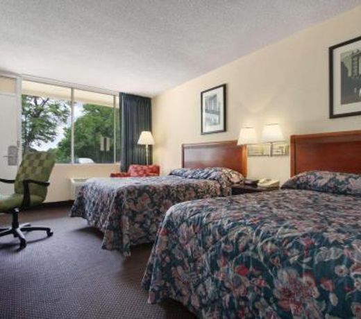 Super 8 by Wyndham Dover