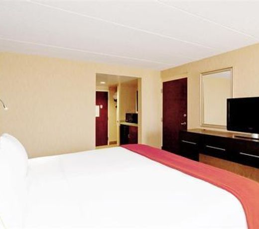 Holiday Inn Express Hotel & Suites Dover, an IHG Hotel