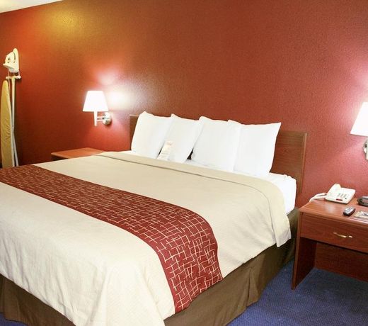 Red Roof Inn & Suites Dover Downtown