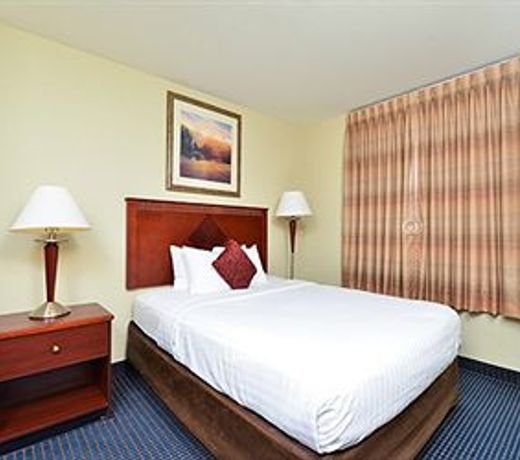 Mainstay Suites Dover