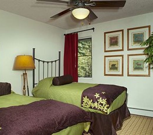 GetAways at Eagle Point Resort