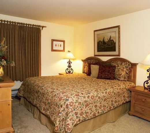 Montaneros in Vail, a Destination by Hyatt Residence