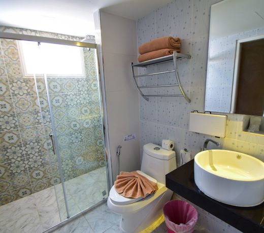 Patong Buri Resort