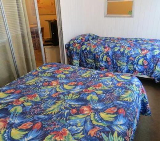 Dolphin Inn