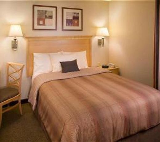 Sonesta Simply Suites Phoenix Tempe