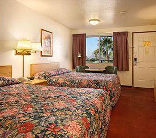 Ramada by Wyndham Tempe/At Arizona Mills Mall