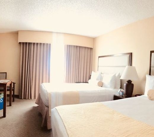 Tempe by the Mall Phoenix Airport Hotel