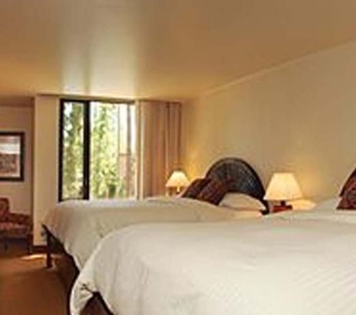 DoubleTree by Hilton Phoenix- Tempe