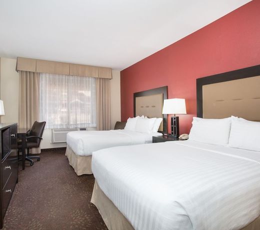 Holiday Inn Express and Suites Phoenix Tempe - University, an IHG Hotel
