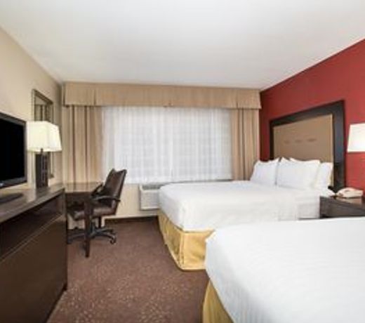 Holiday Inn Express and Suites Phoenix Tempe - University, an IHG Hotel