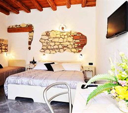 CQ Rooms Verona