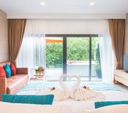 Patong Bay Hill Resort - SHA Extra Plus