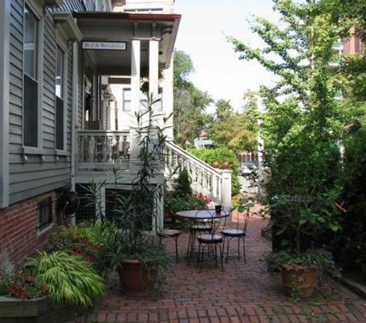 HARDING HOUSE