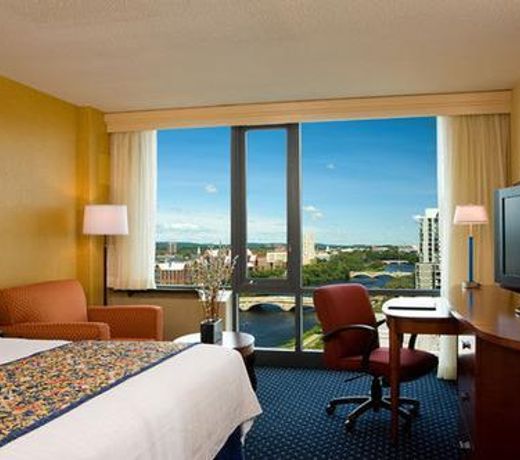 Courtyard by Marriott Boston Cambridge