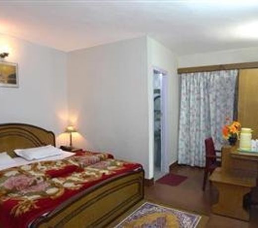 Hotel Himgiri