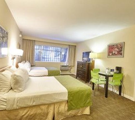 Hollywood Orchid Suites
