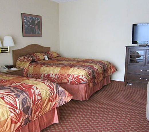 Hollywood Orchid Suites