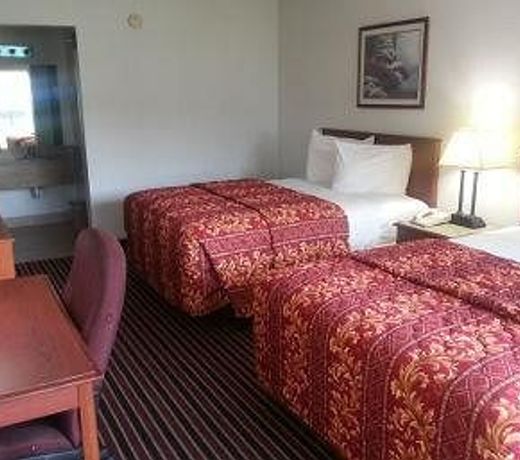 Luna Lodge
