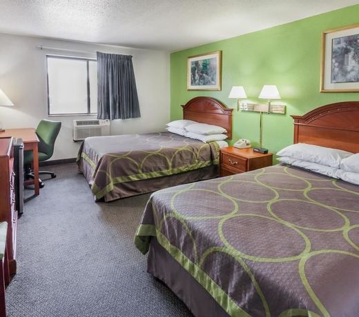Super 8 by Wyndham Merrillville