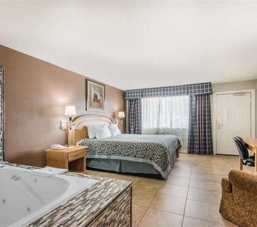 Days Inn by Wyndham New Braunfels