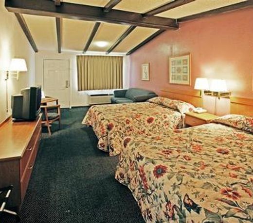 Travelodge by Wyndham New Braunfels