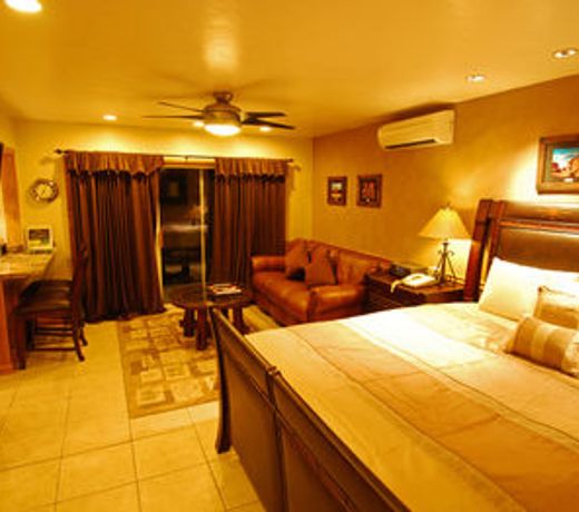 Treasure Mountain Inn