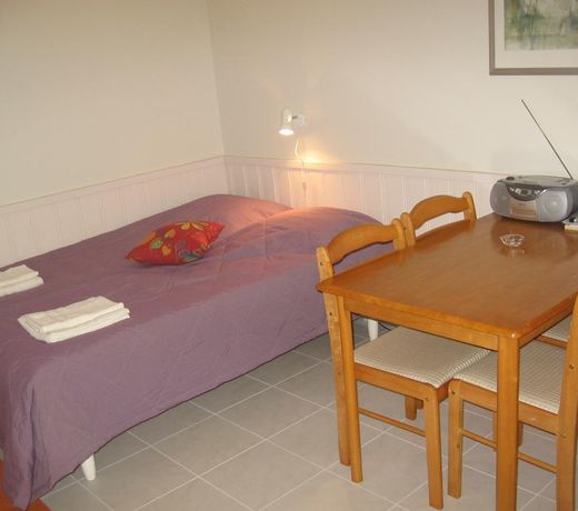 Polar Star Moonlight Apartments