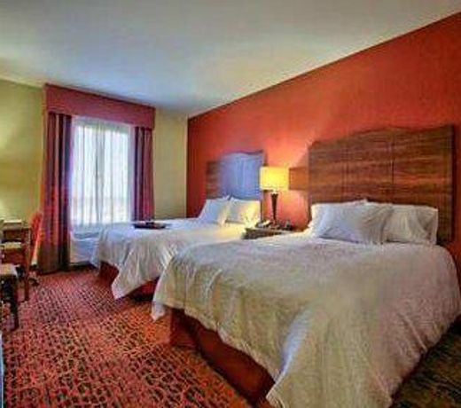 Hampton Inn & Suites Scottsdale Riverwalk