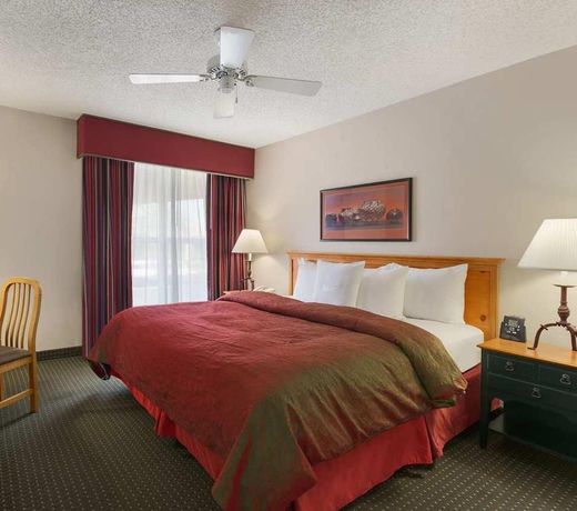 Homewood Suites Phoenix-Scottsdale