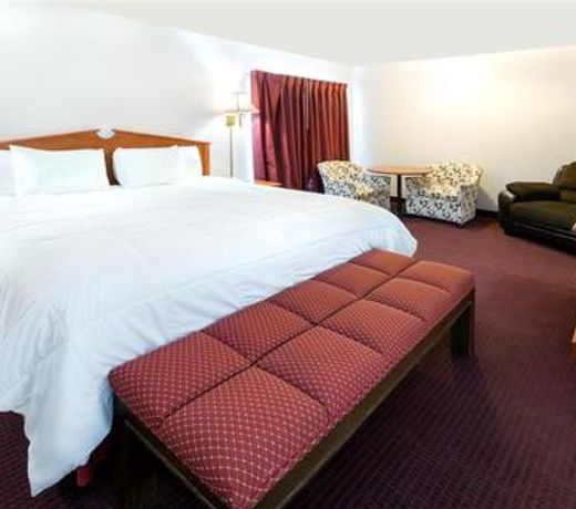 Days Inn by Wyndham Bend