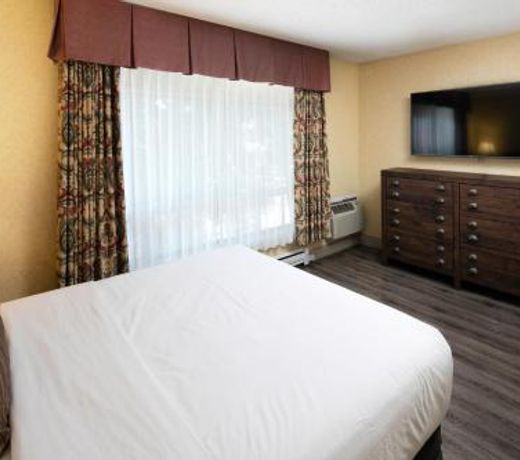 Waypoint Hotel